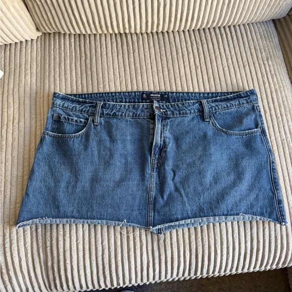 Hollister Dresses & Skirts - Hollister Mid-Rise Blue Denim Mini Skirt